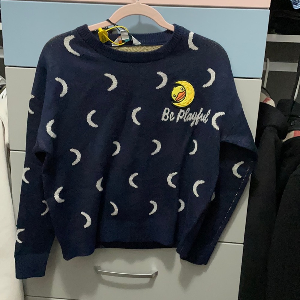 Sweater (new)